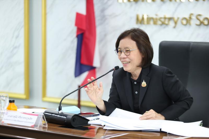 นางสาวสุนีย์ ศรีส�