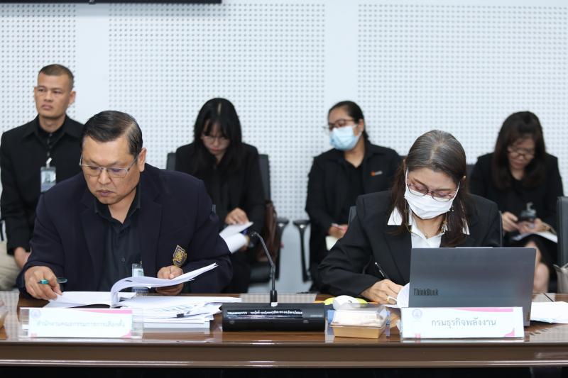 นางสาวสุนีย์ ศรีส�