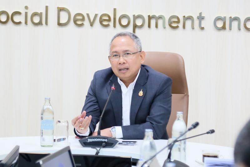 ปลัด พม. ให้กรมกำล�