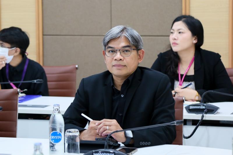 ปลัด พม. ให้กรมกำล�