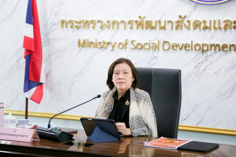 นางสาวสุนีย์ ศรีส�