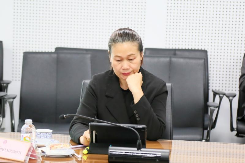 นางสาวสุนีย์ ศรีส�