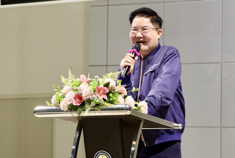 "อัครา" รมว.พม. ช�