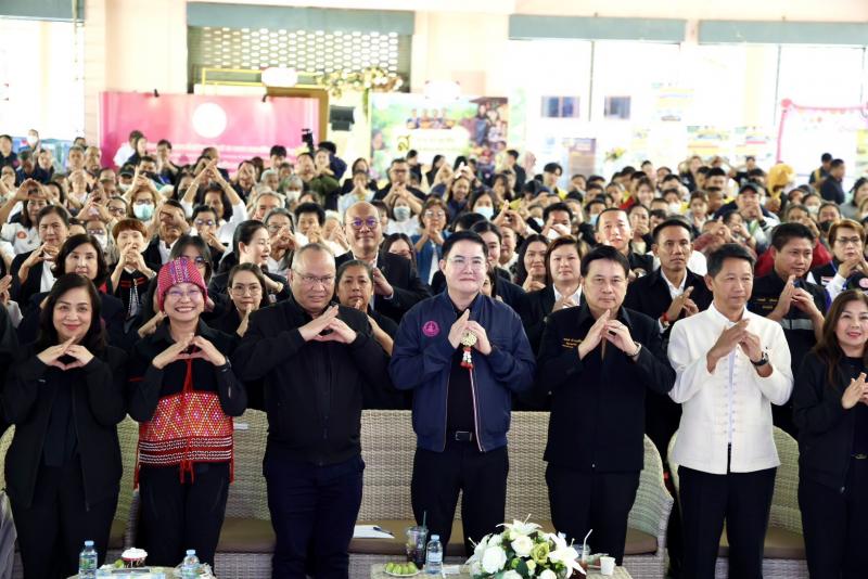 "อัครา" เปิดโคร�