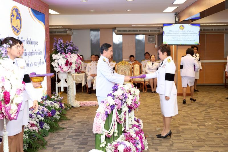นางเตือนใจ คงสมบั�