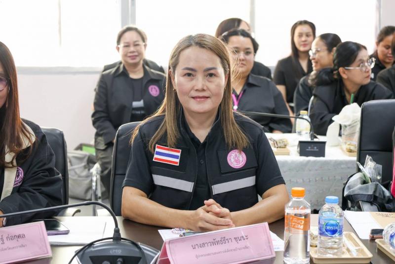ปลัด พม. ลงพื้นที่�
