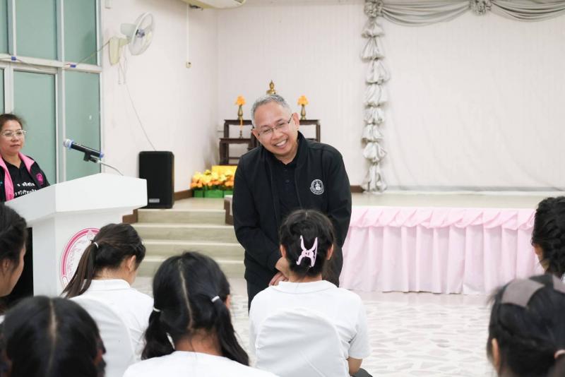 ปลัด พม. ลงพื้นที่�