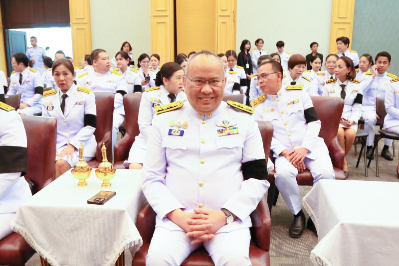ปลัด พม. พร้อมด้วย�