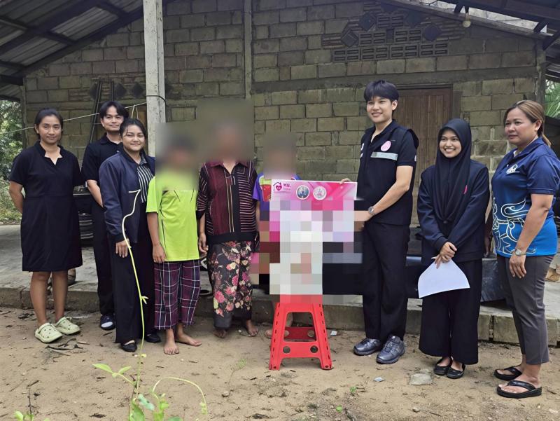 ปลัด พม. ชื่นชมเด็�