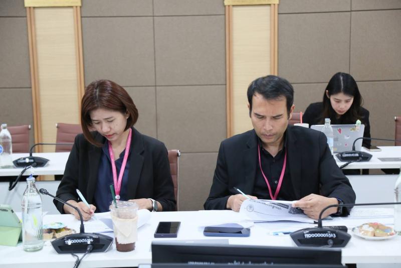ปลัด พม. เป็นประธา�