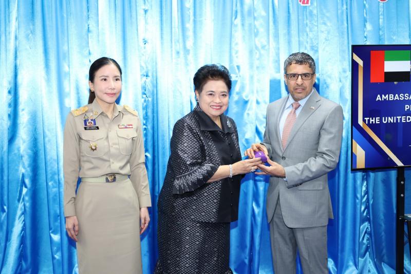 นางสาวสุนีย์ ศรีส�