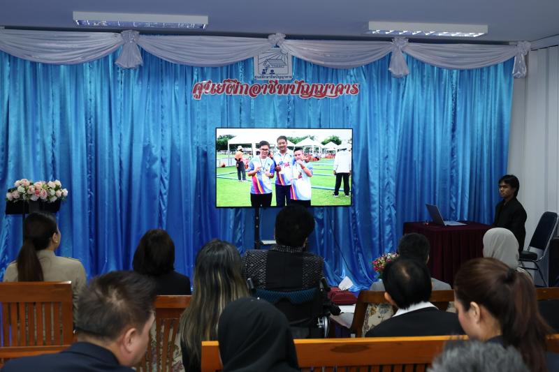 นางสาวสุนีย์ ศรีส�
