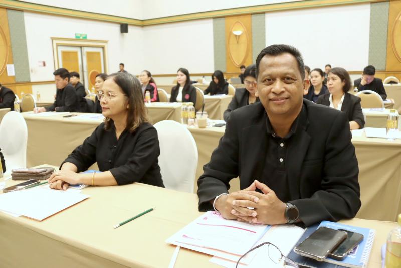 นายอุเทน ชนะกุล ผู