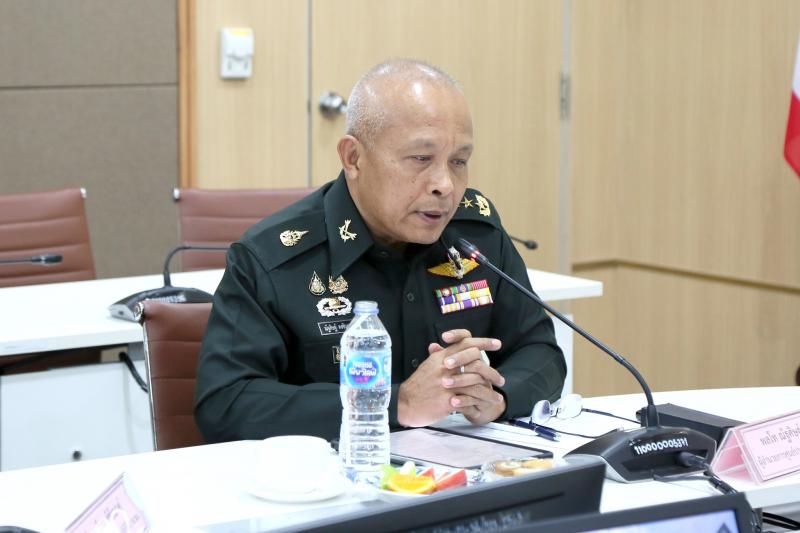 นางสาวสุนีย์ ศรีส�