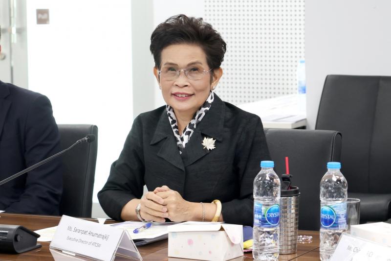 นางสาวสุนีย์ ศรีส�