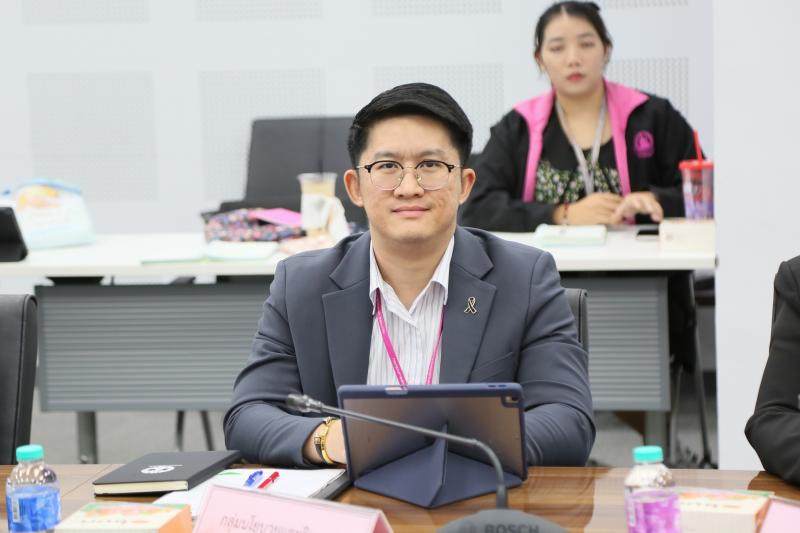 นางสาวสุนีย์ ศรีส�