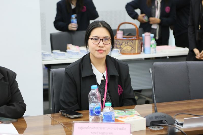 นางสาวสุนีย์ ศรีส�