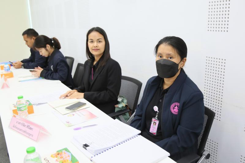 นางสาวสุนีย์ ศรีส�