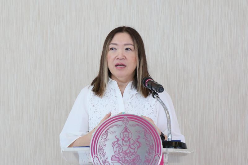 ปลัด พม. เป็นประธา�