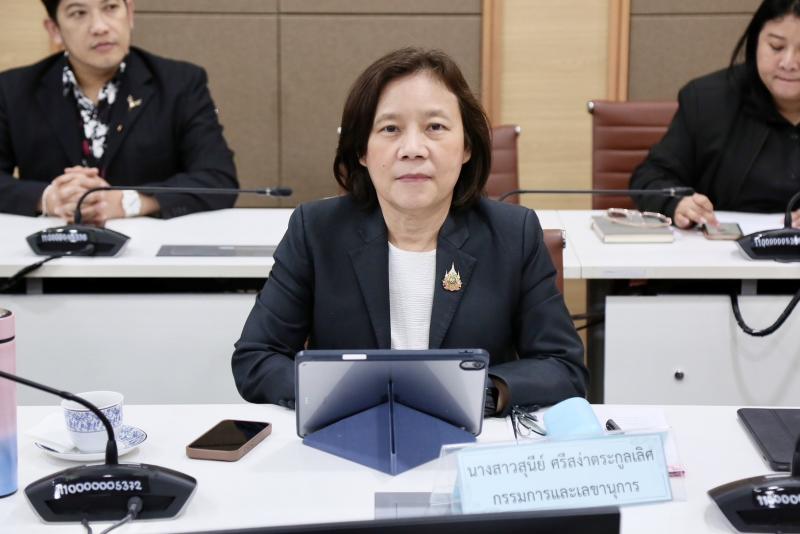 ปลัด พม. เป็นประธา�