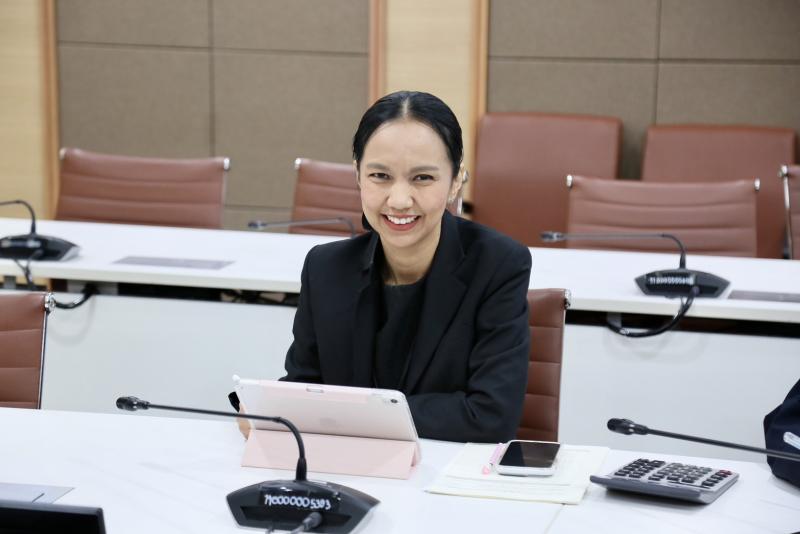 ปลัด พม. เป็นประธา�