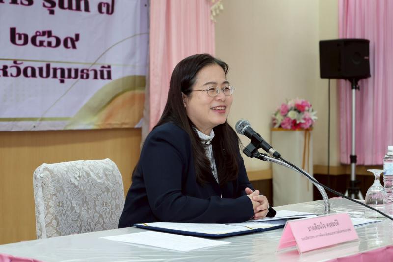 นางเตือนใจ คงสมบั�