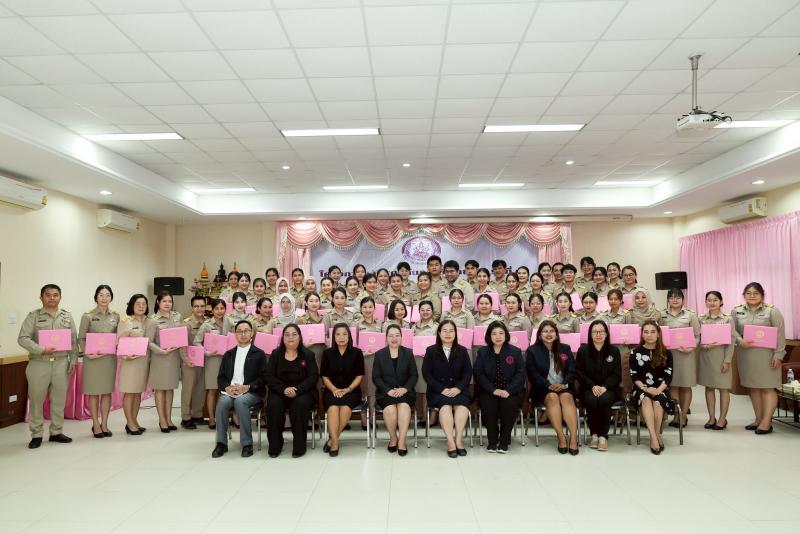 นางเตือนใจ คงสมบั�