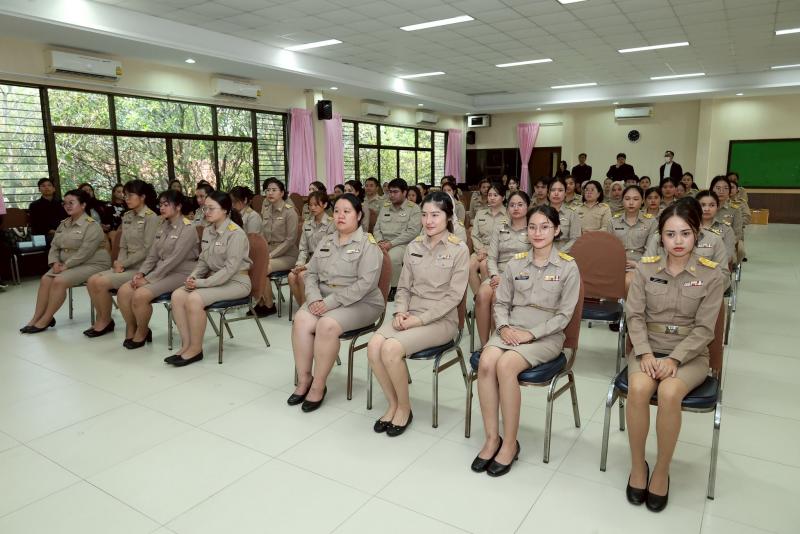 นางเตือนใจ คงสมบั�