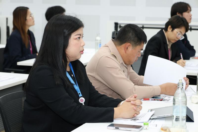 ปลัด พม. เป็นประธา�