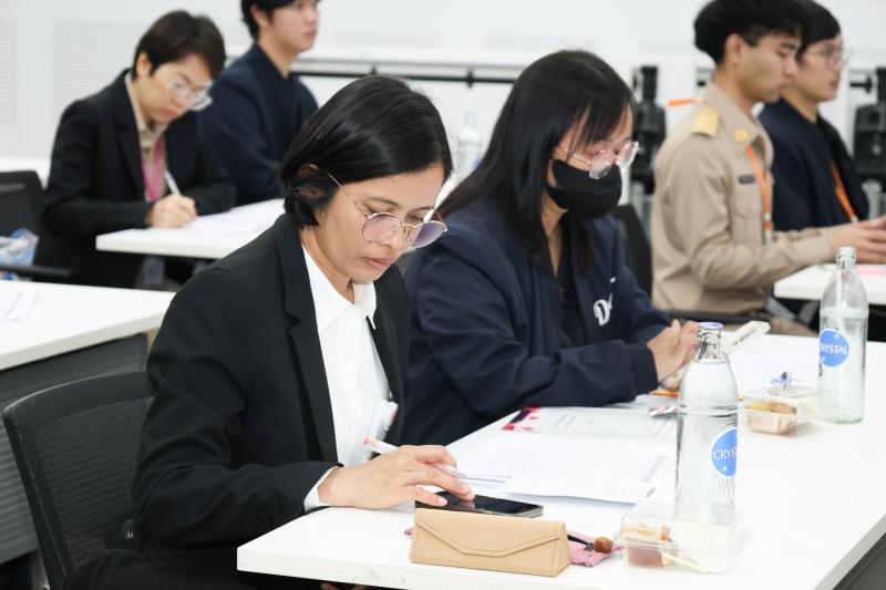 ปลัด พม. เป็นประธา�