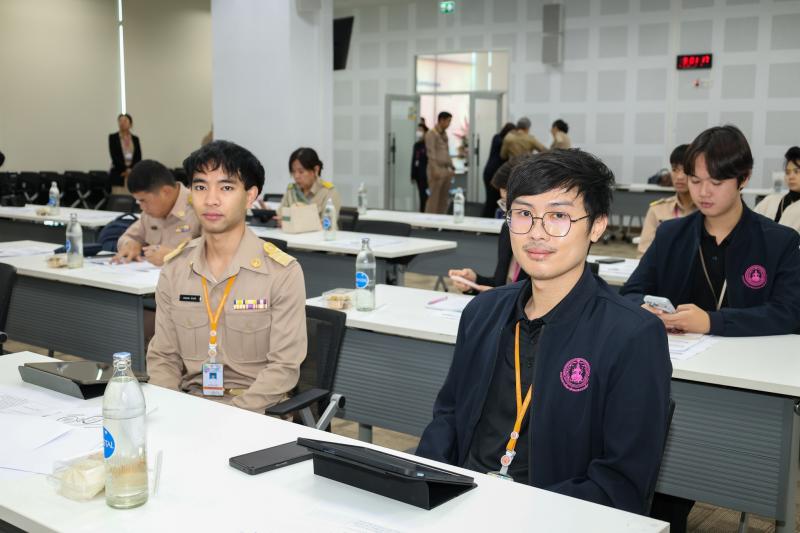 ปลัด พม. เป็นประธา�
