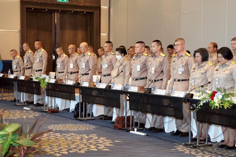 นางสาวสุนีย์ ศรีส�