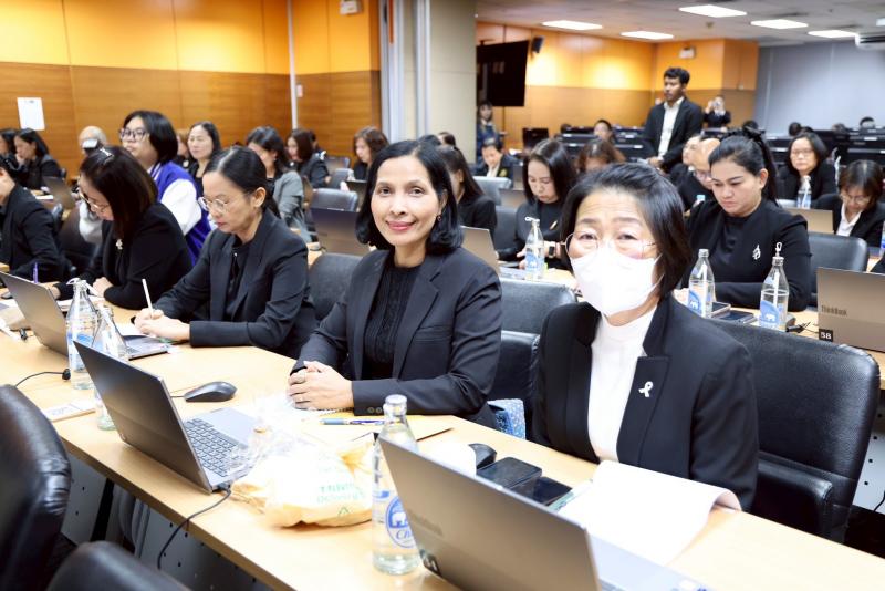 ปลัด พม. เป็นประธา�
