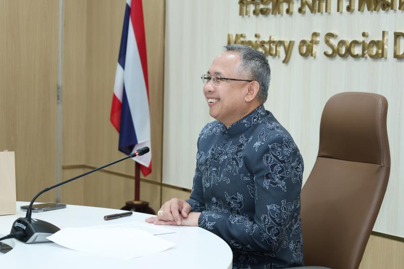 ปลัด พม. เป็นประธา�
