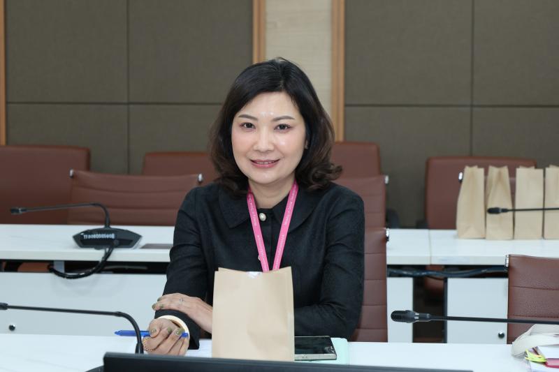 ปลัด พม. เป็นประธา�
