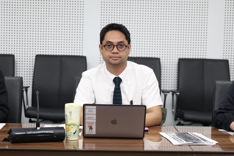 นางศิริลักษณ์ มีม�