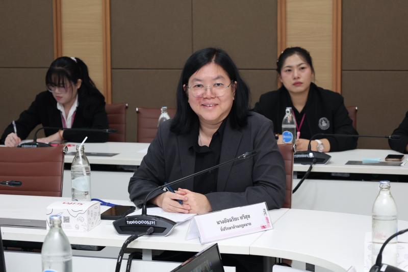 ปลัด พม. เป็นประธา�
