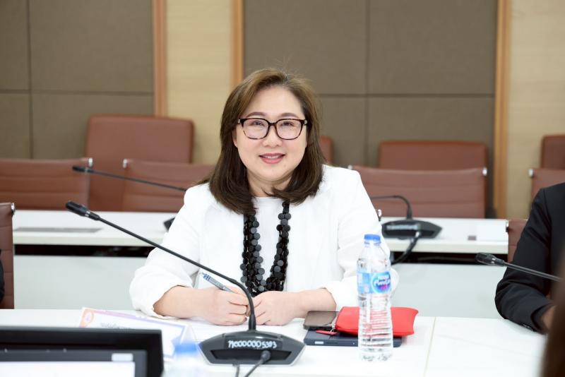 ปลัด พม. เป็นประธา�