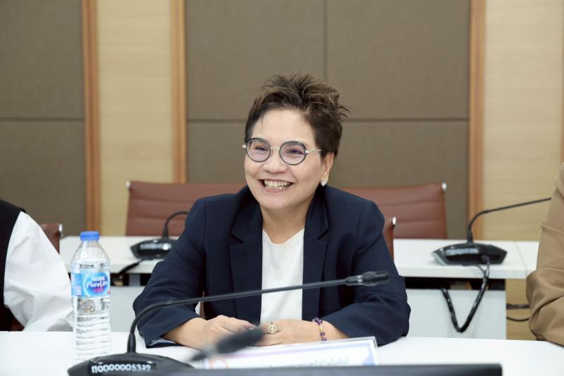 ปลัด พม. เป็นประธา�