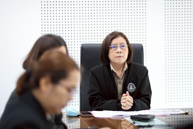 นางสาวสุนีย์ ศรีส�