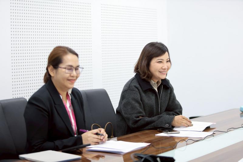 นางสาวสุนีย์ ศรีส�