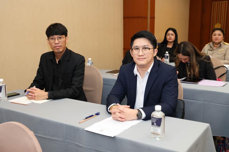 ปลัด พม. เป็นประธา�