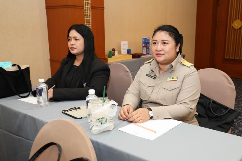 ปลัด พม. เป็นประธา�