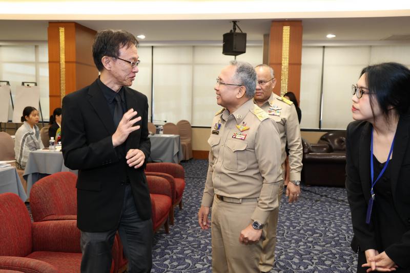 ปลัด พม. เป็นประธา�