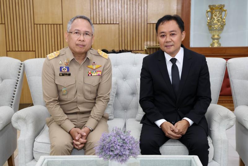 ปลัด พม. เป็นประธา�
