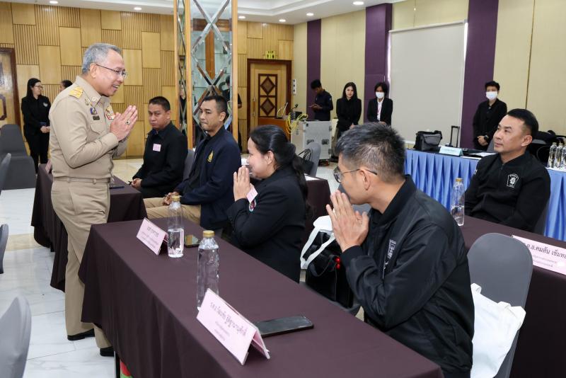 ปลัด พม. เป็นประธา�