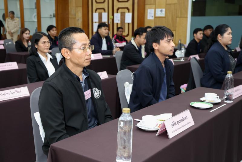 ปลัด พม. เป็นประธา�