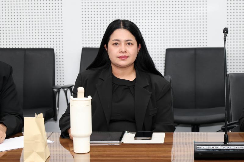 นางสาวสุนีย์ ศรีส�