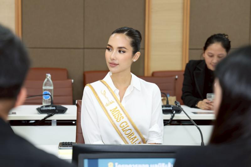 ปลัด พม. ให้นางสาว�