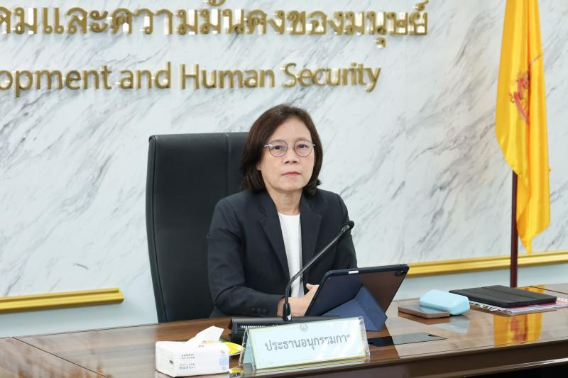 นางสาวสุนีย์ ศรีส�